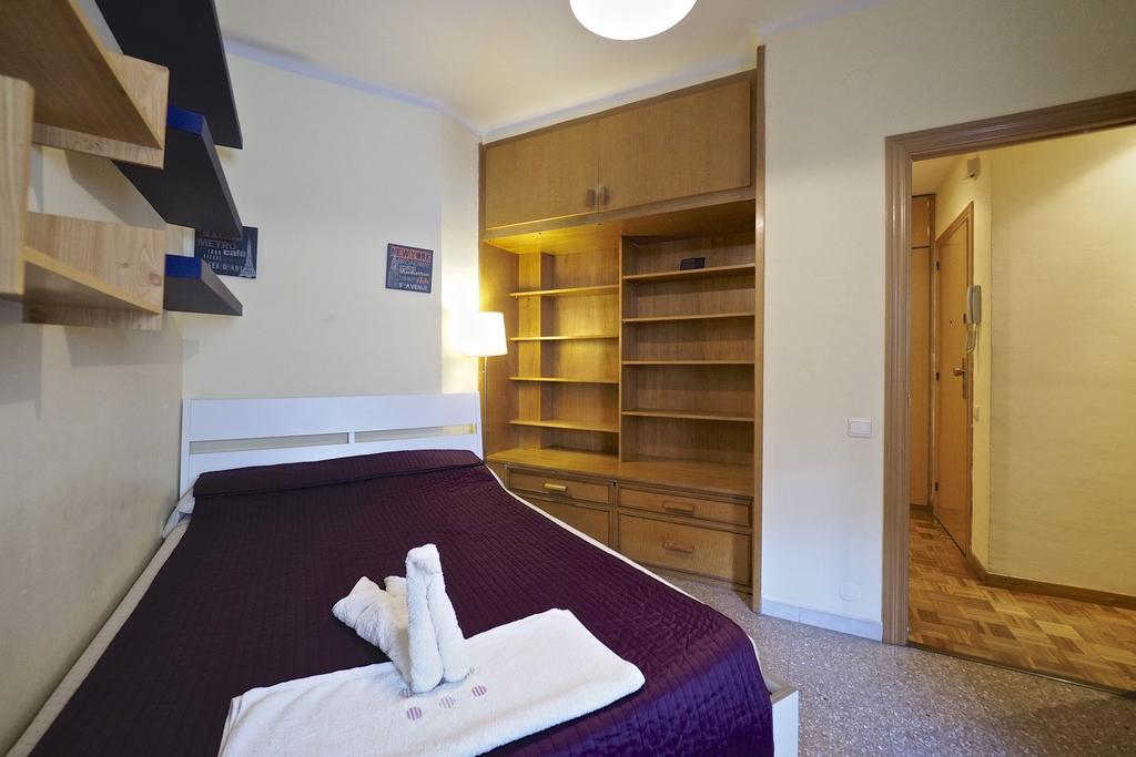 Motorsport Barcelona Hostel Zewnętrze zdjęcie